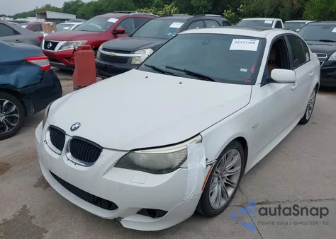 2010 BMW 528I из США, поврежденный, VIN WBANU5C54AC126129